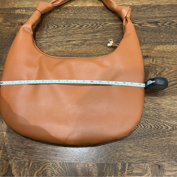 Elegant Brown Leather Women's Bag - Picture 5 of 7